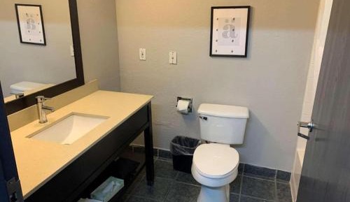 King Studio Suite