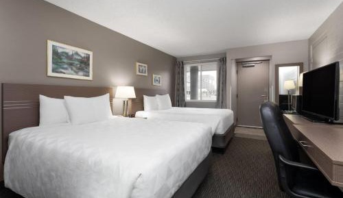 Queen Room with Two Queen Beds - Ground Floor/Non-Smoking