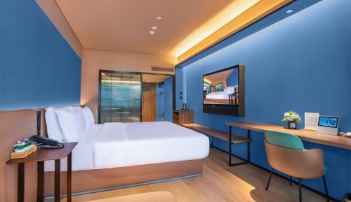 Superior King Room