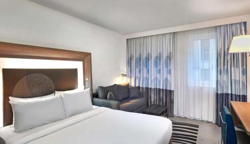 Premium Queen Room with sofa bed