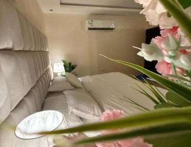 Two-Bedroom Deluxe Apartment