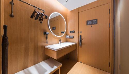 Business Twin Room