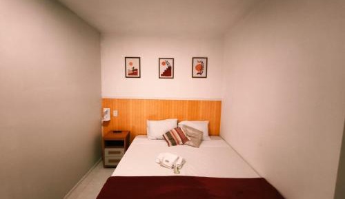 Superior One-Bedroom Apartment