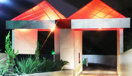 Deluxe Suite with Spa Bath