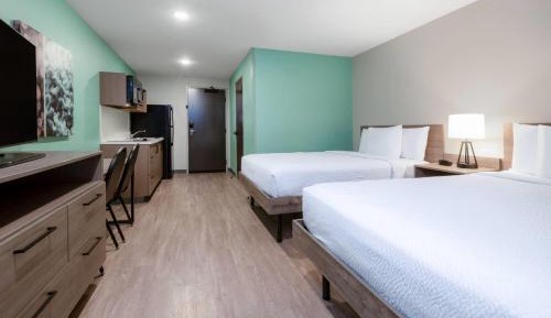 Queen Room with Two Queen Beds - Mobility Access/Non-Smoking
