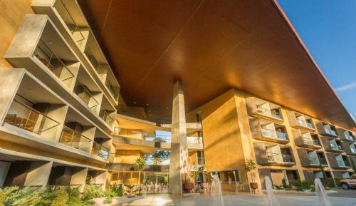 Apartment with Garden View