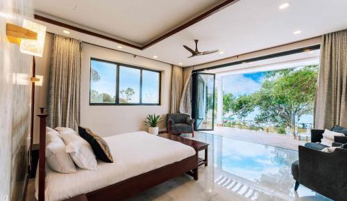Villa with Sea View
