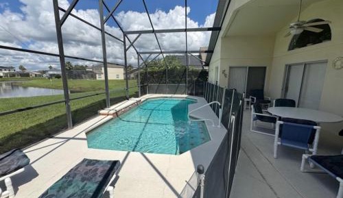 Four-Bedroom Holiday Home
