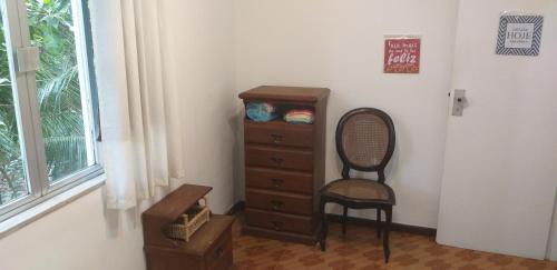 Apartment with Mountain View