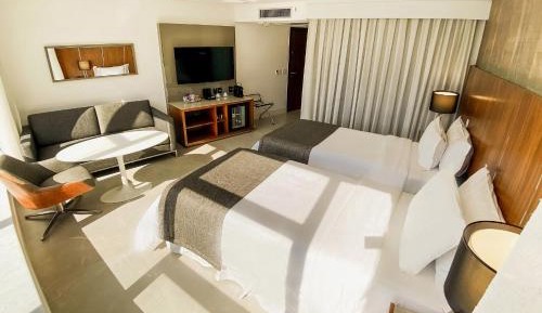 Deluxe - Disability Access