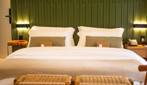 Suite with Garden View