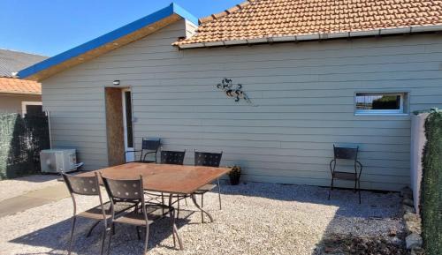 One-Bedroom House