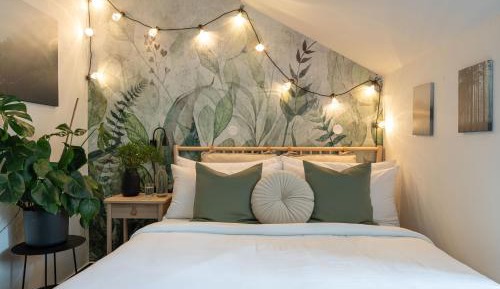 Double Room with Private External Bathroom