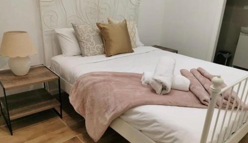 Double Room with Balcony (3 Adults)