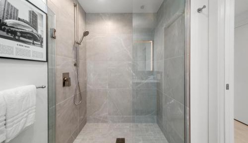 One Bedroom Suite 