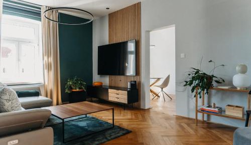 One-Bedroom Deluxe Apartment