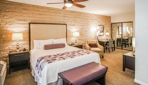 One-Bedroom Suite