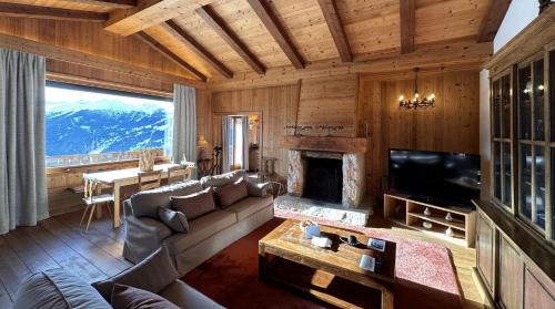 Two-Bedroom Apartment (2 Adults)
