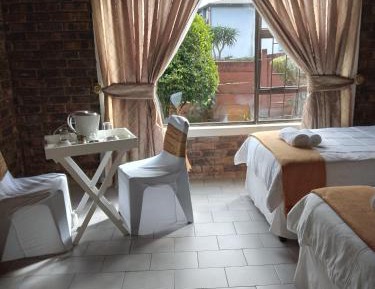 Small Twin Room