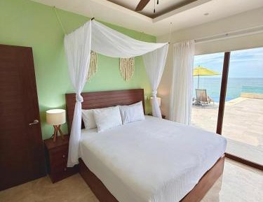 Two-Bedroom Apartment with Terrace and Sea View