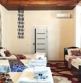 Quadruple Room with Private Bathroom