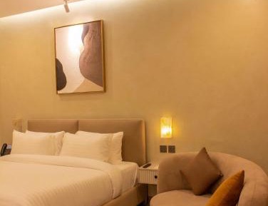Deluxe King Room