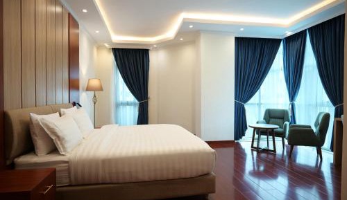 Executive Suite