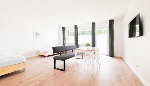 Three-Bedroom Apartment with Balcony