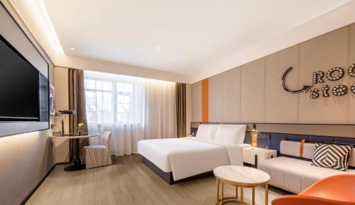 Suprior King Room
