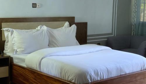 Large Double Room
