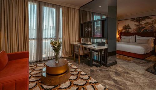 Suite with Balcony