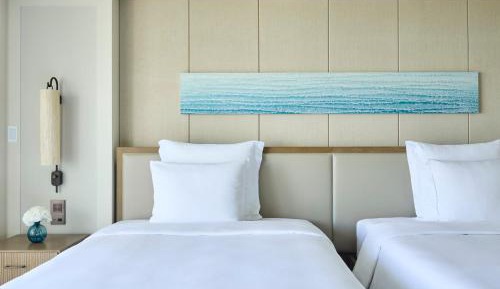 Bay Wing Premium Twin Room with Ocean View