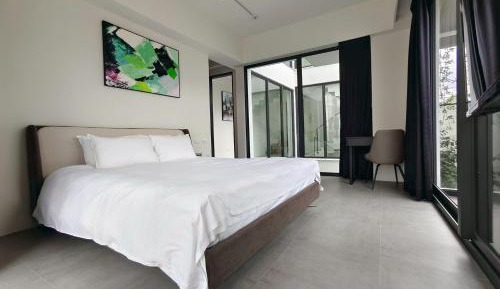 One-Bedroom Villa