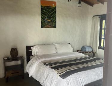 Deluxe Room (2 Adults + 1 Child)