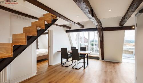 Two-Bedroom Deluxe Apartment with Balcony