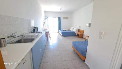 Studio with Sea View