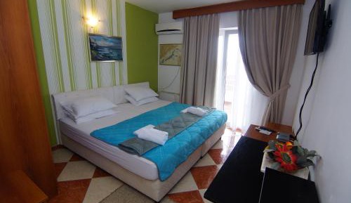 Studio with Sea View