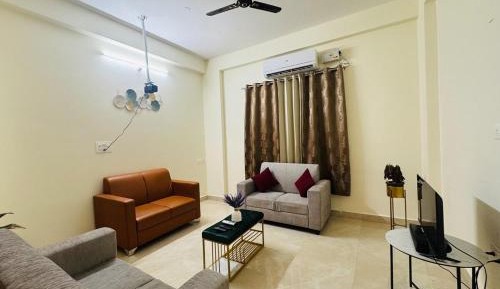 One-Bedroom Apartment with Balcony and City View