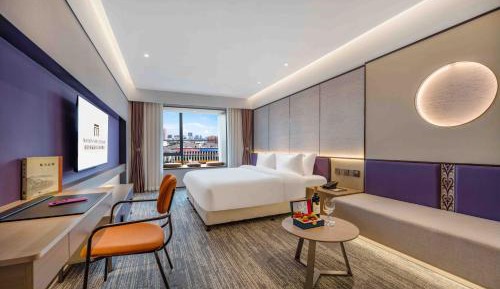 Large Double Room