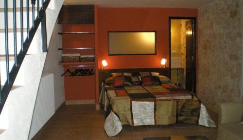 One-Bedroom Apartment (3-4 Adults)