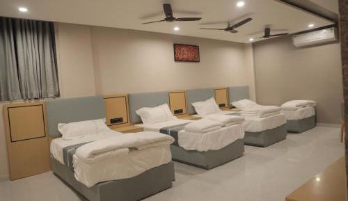 4-Bed Mixed Dormitory Room