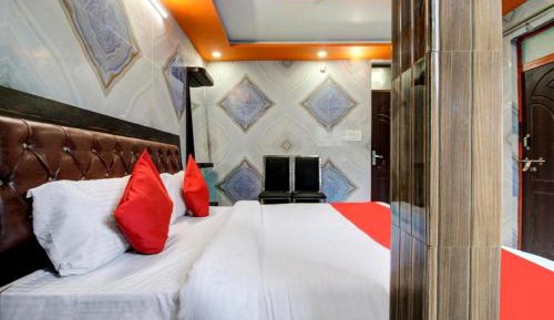 Deluxe Double Room with Extra Bed