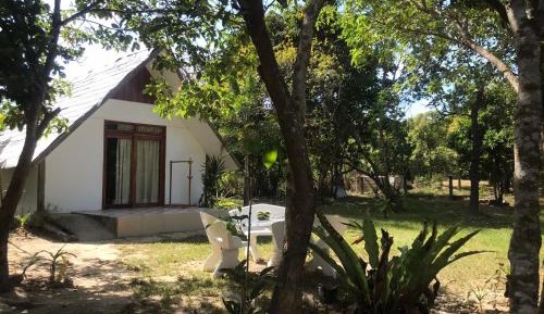 Villa with Garden View