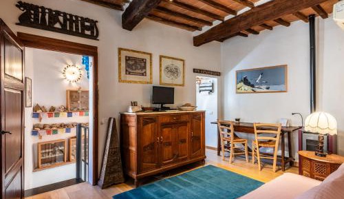 Superior One-Bedroom Apartment