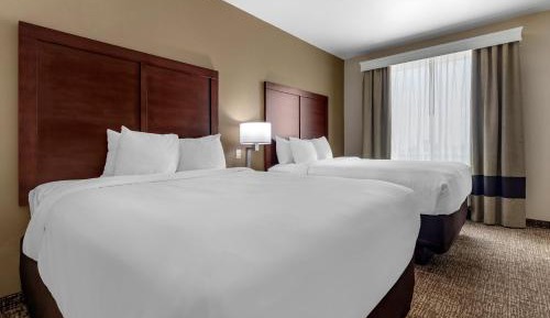 Queen Suite with Two Queen Beds - Non-Smoking