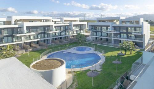 Three-Bedroom Superior Apartment