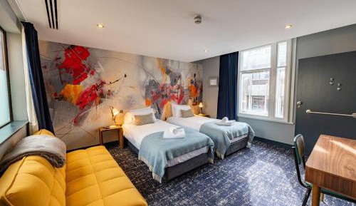 Deluxe Double Room with Extra Bed