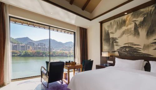 Double Room with Spa Bath
