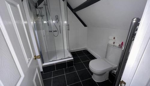 Triple Room with Private Bathroom