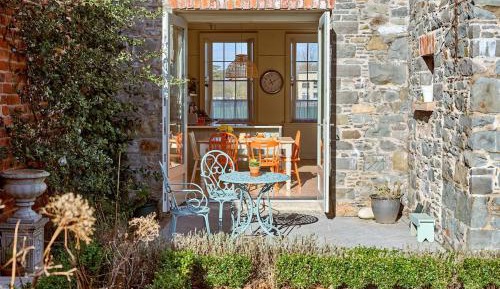 Three-Bedroom Townhouse